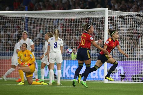 Lionesses secured their place in the UEFA Women's EURO 2022 semi-final after an extra-time 2-1 winner from the right foot of Georgia Stanway which sends the ...